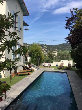 Villa de charme avec piscine 5 mn de la Croisette